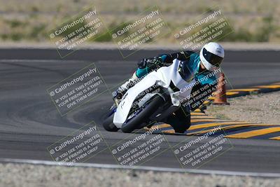 media/Nov-06-2022-SoCal Trackdays (Sun) [[208d2ccc26]]/Turn 11 (10am)/